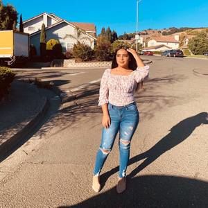 Meet your Posher, Aliyah